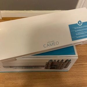 Cameo Silhouette 3